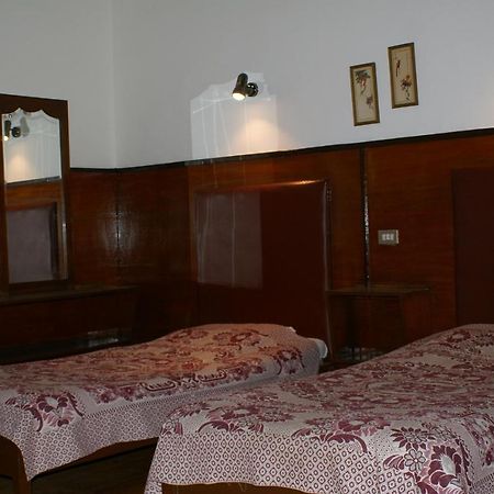 Pension Roma Kaherah Luaran gambar