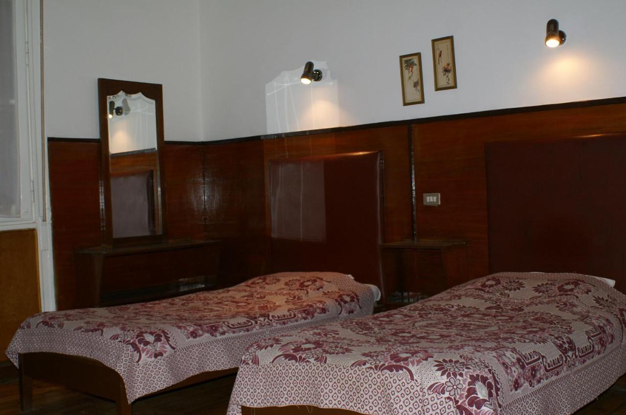 Pension Roma Kaherah Luaran gambar