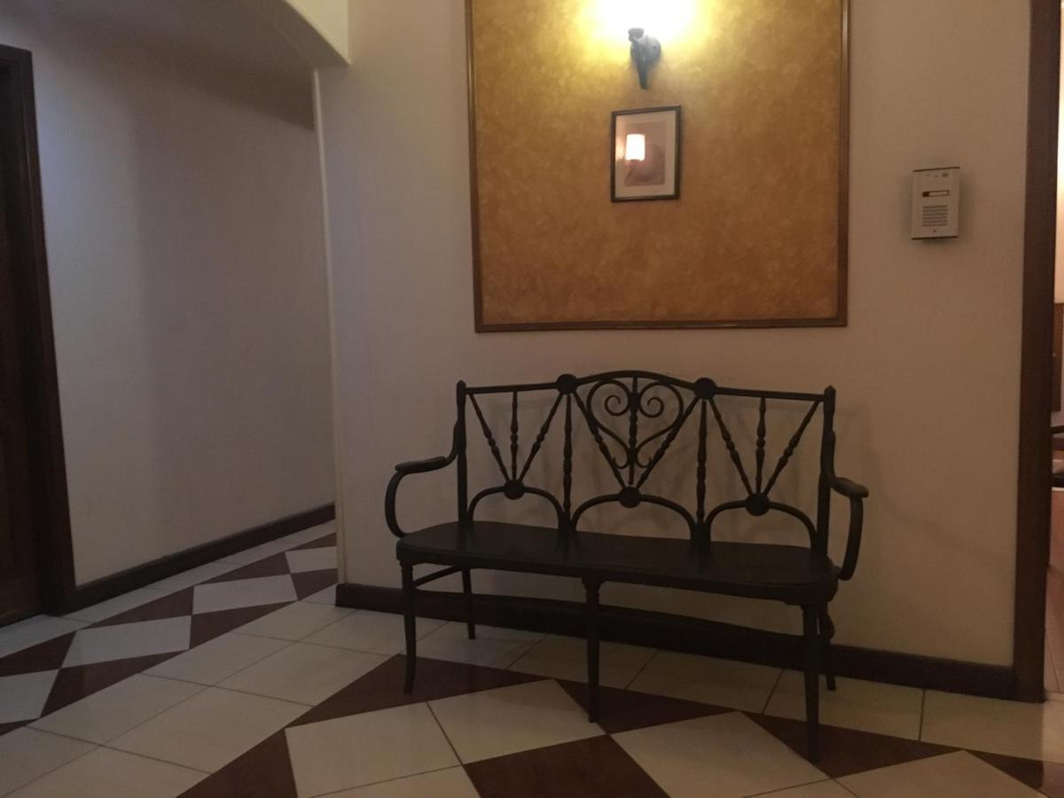 Pension Roma Kaherah Luaran gambar